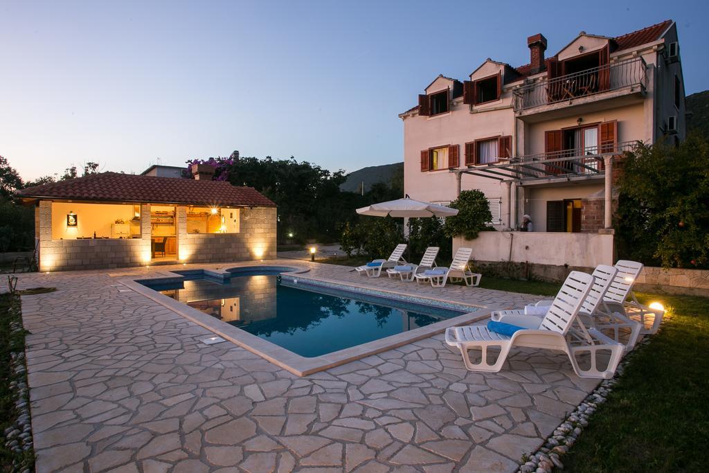 Holiday Home Luce Vitaljina Exterior photo